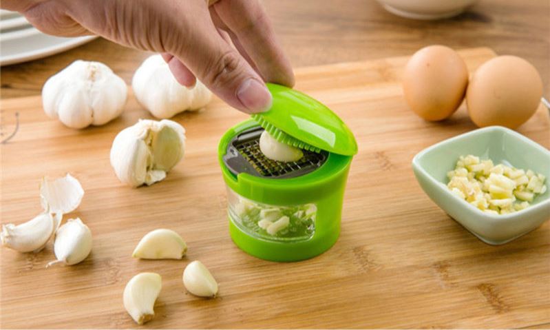 Kitchen Mini Garlic Manual Garlic Chopper Household Garlic Slicer